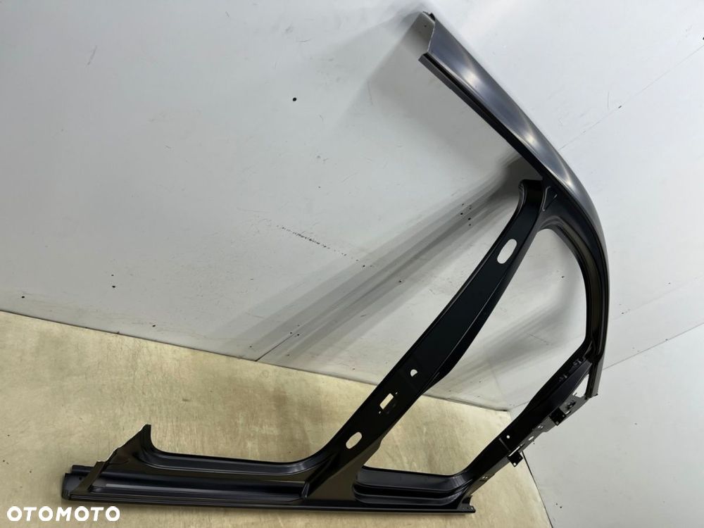 Poszycie VW Caddy 4 IV 2k Connect MK3 20r.- prawy słupek przedni rama drzwi bok poszycie próg - 3
