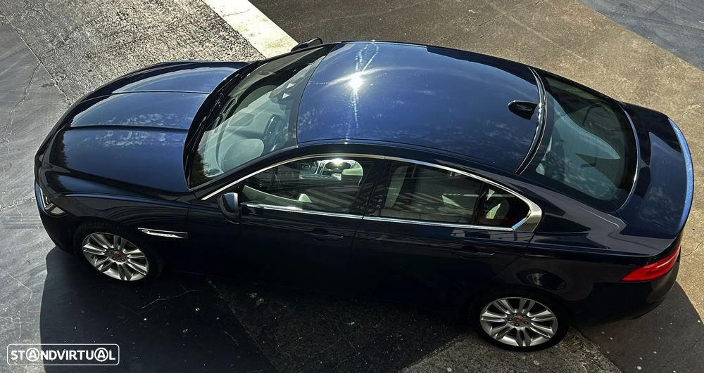 Jaguar XE 20d Aut. Prestige - 3
