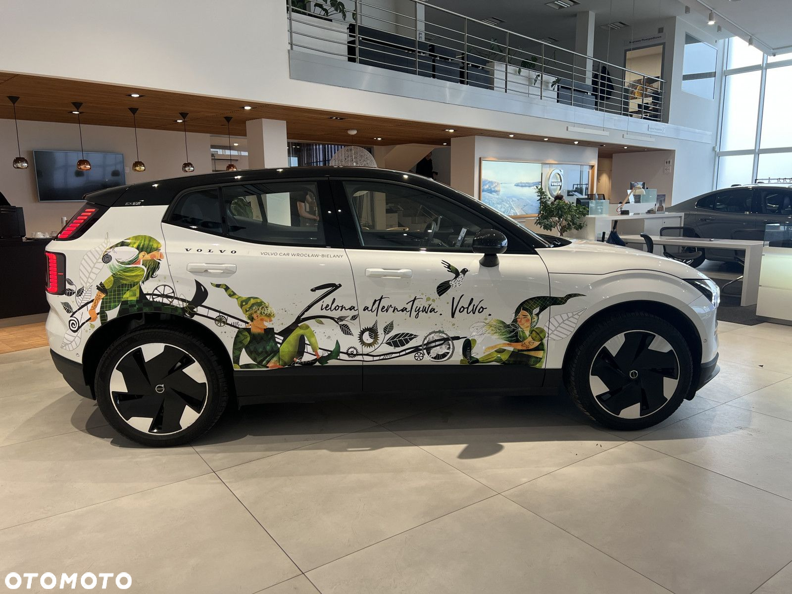 Volvo EX30 - 8