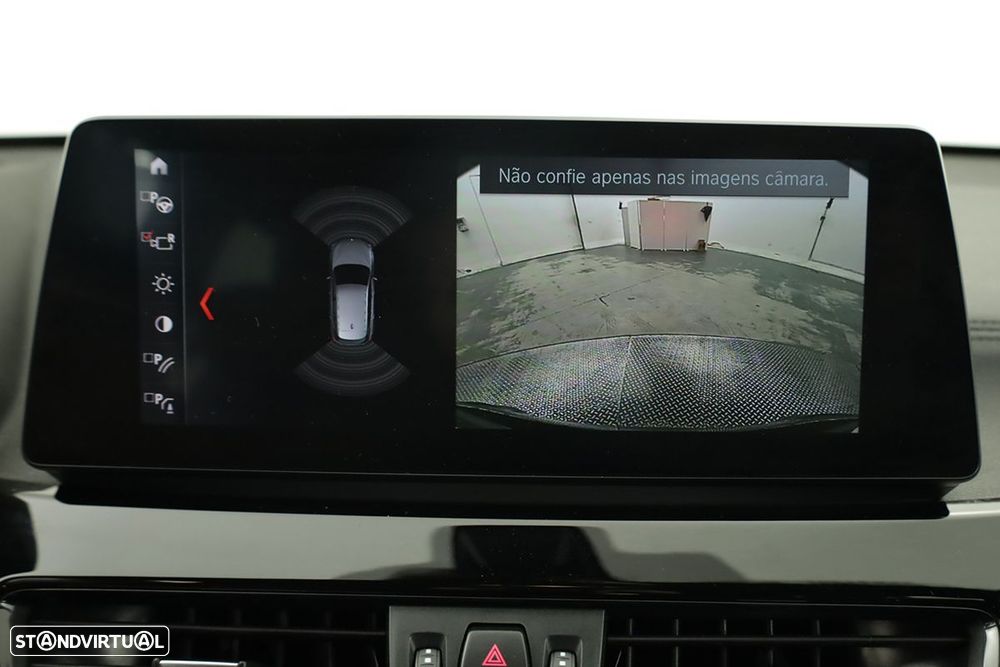 BMW X1 16 d sDrive Pack M Auto - 11