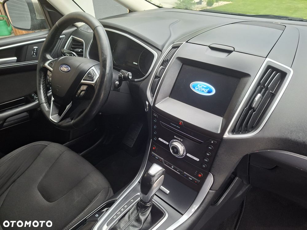 Ford S-Max - 7