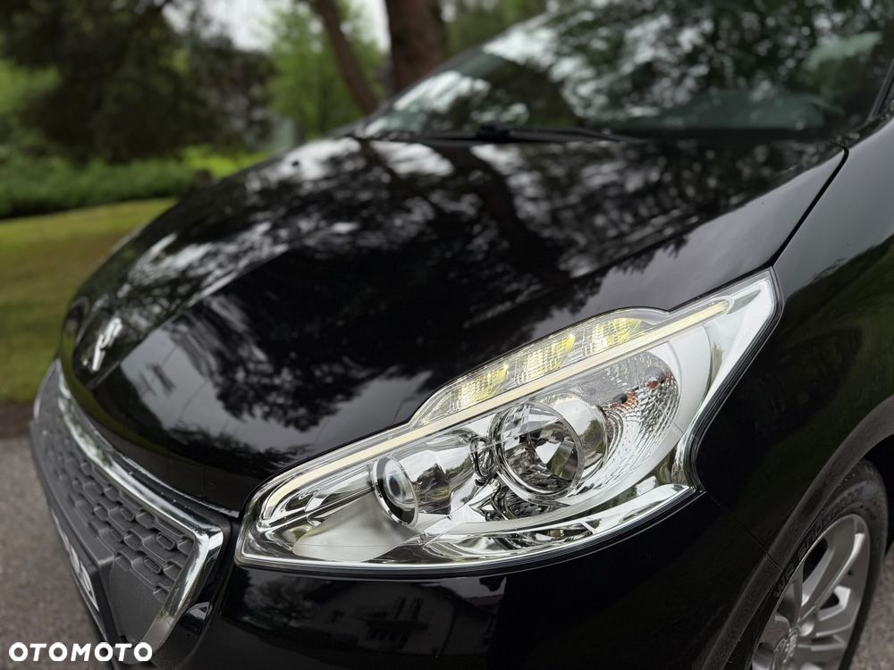 Peugeot 208 1.6 e-HDi Allure STT - 29