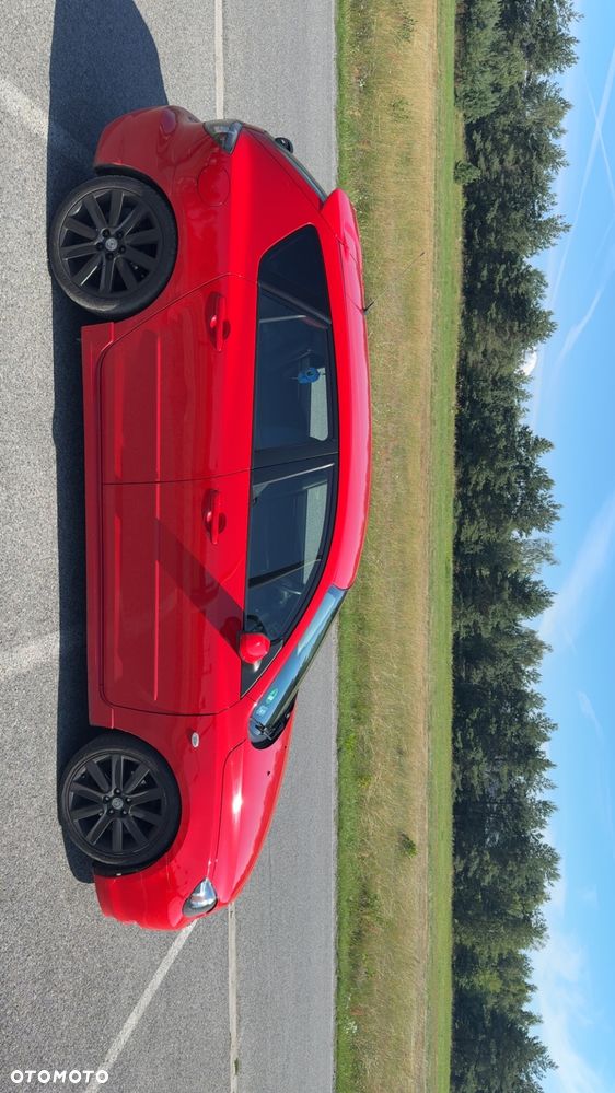 Mazda 323 - 4