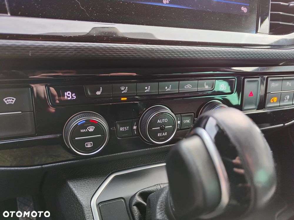 Volkswagen Multivan 2.0 TDI L1 Higline DSG - 25