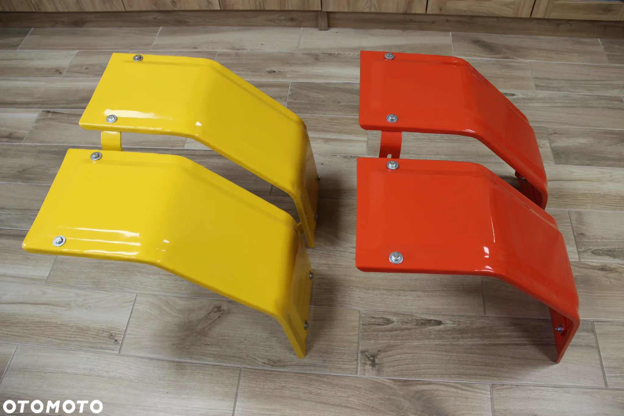 Błotniki przednie metalowe C-330 C-360 na koła balonowe szer 25 cm - 3