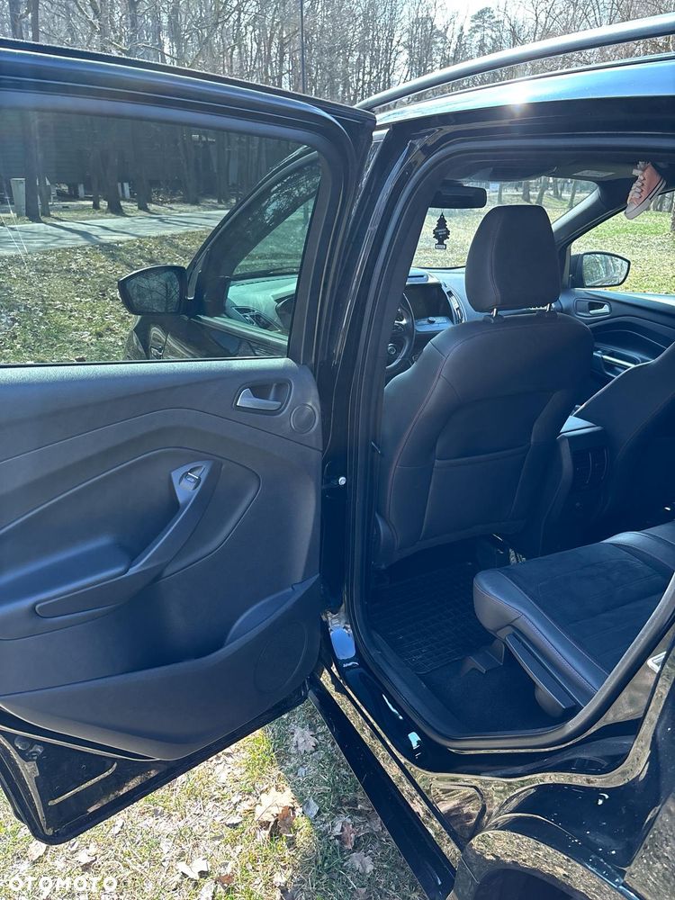 Ford Kuga 2.0 TDCi 4x4 ST-Line - 8