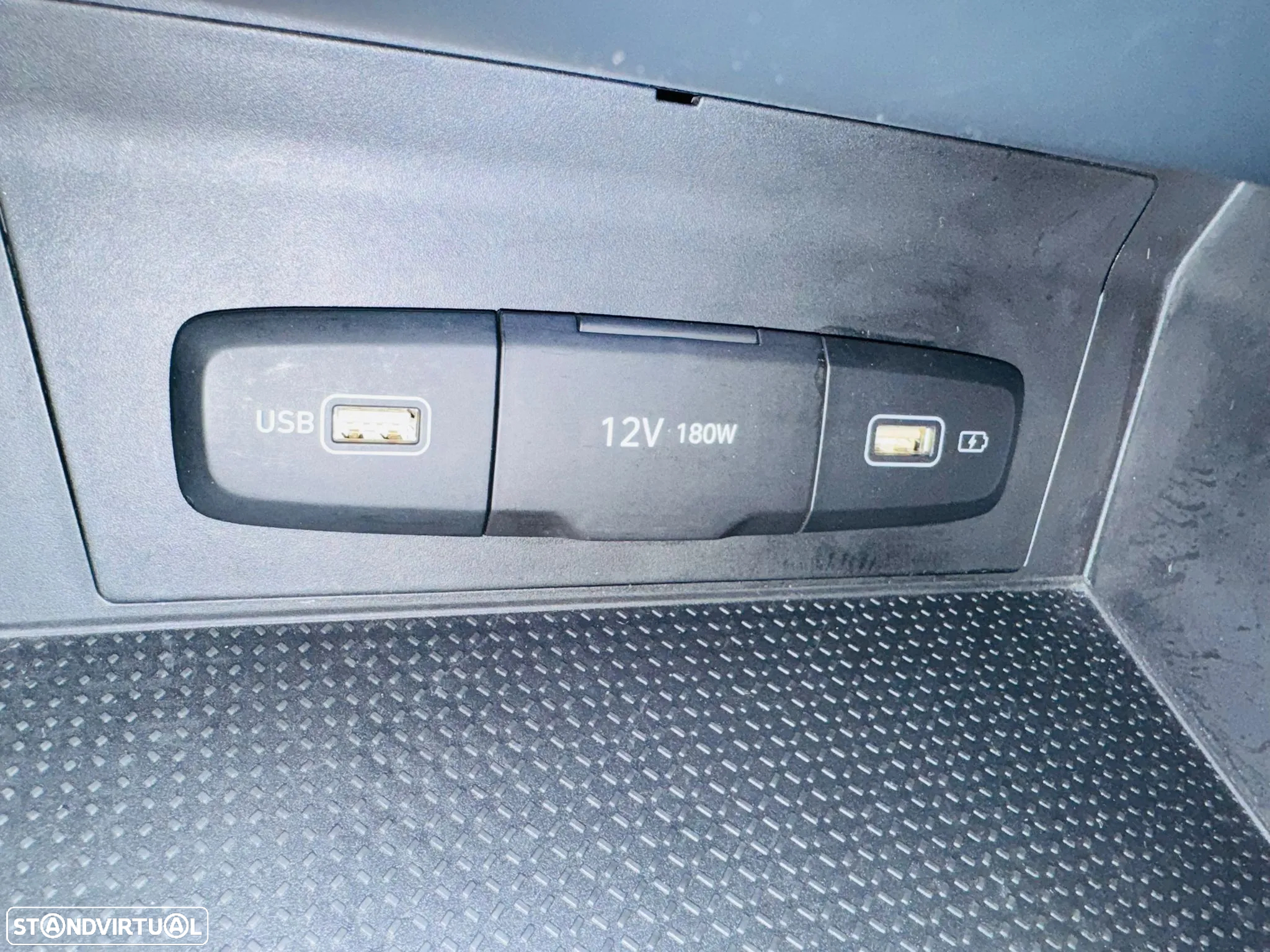 Hyundai Tucson 1.6 T-GDI HEV Premium - 23