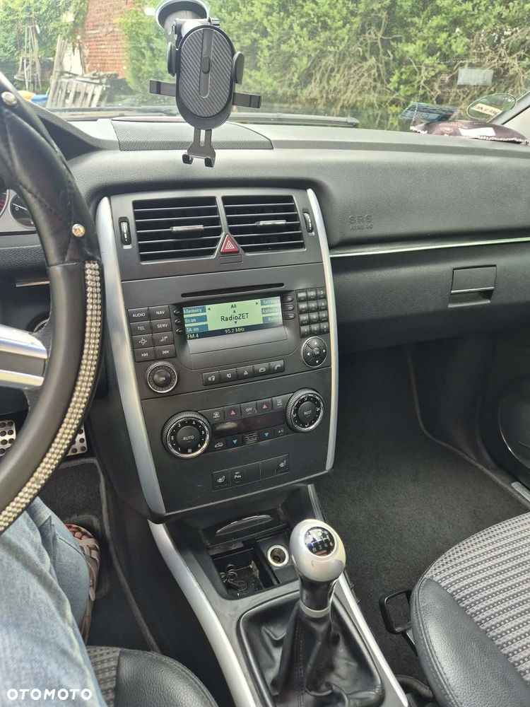 Mercedes-Benz Klasa B 200 CDI - 9