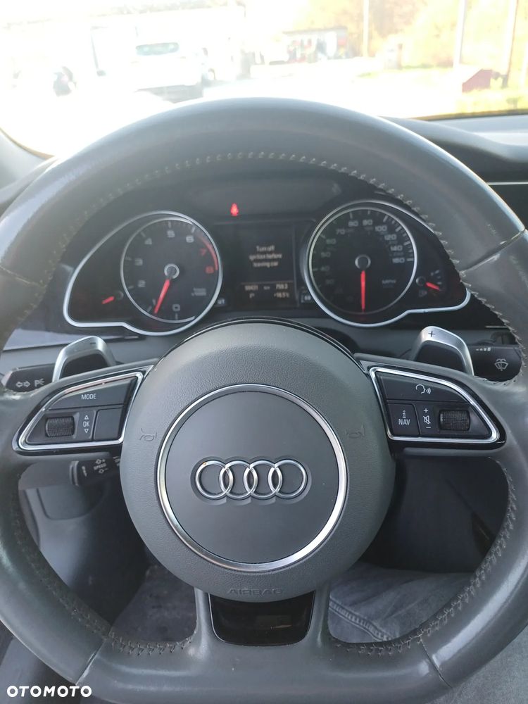 Audi A5 Cabrio - 8