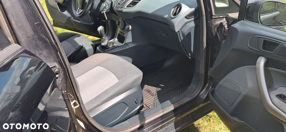 Ford Fiesta 1.25 Silver X plus EU5 - 18