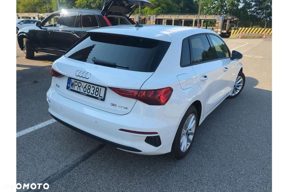 Audi A3 Sportback 1.5 TFSI S tronic - 3