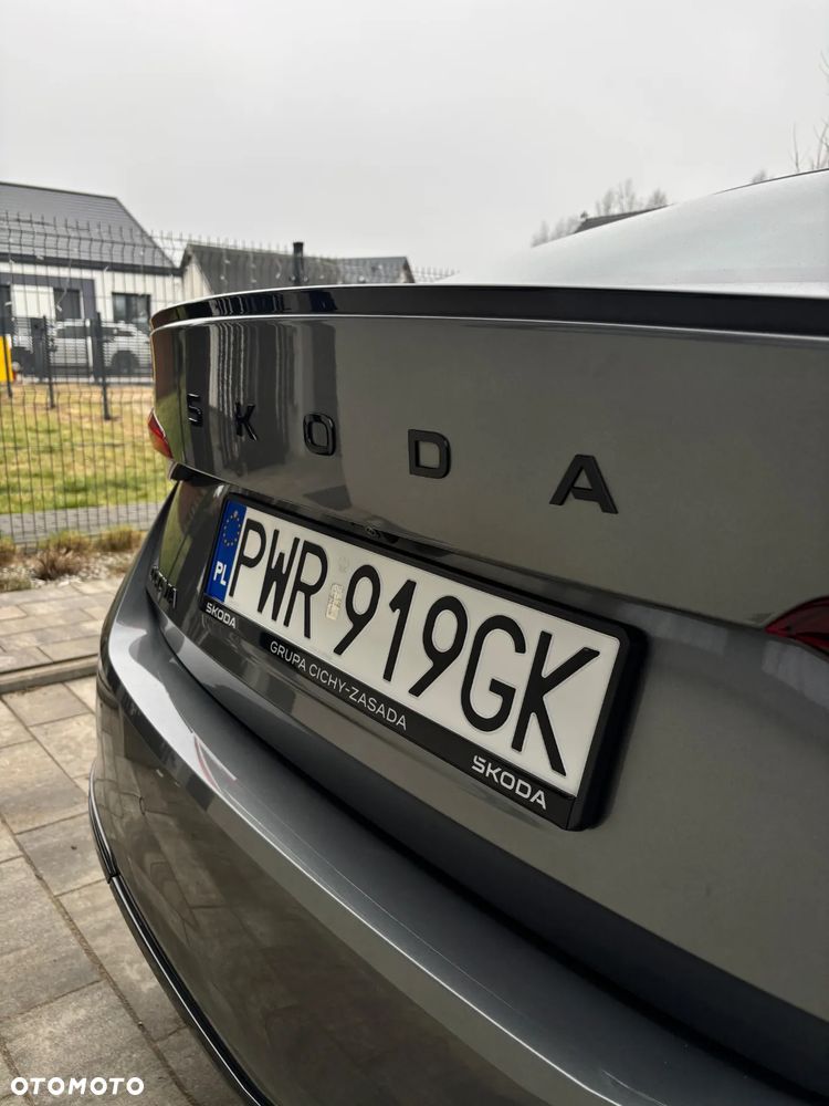 Skoda Octavia 1.5 TSI mHEV Sportline DSG - 9