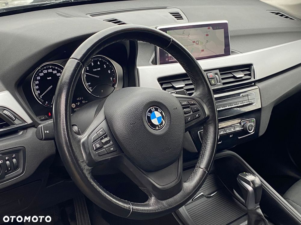 BMW X1 xDrive25e Business Edition - 16