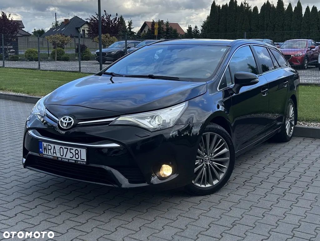 Toyota Avensis - 1