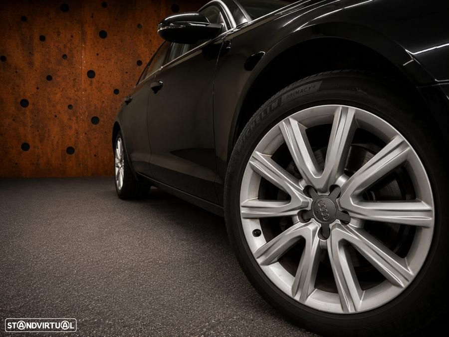 Audi A6 - 4