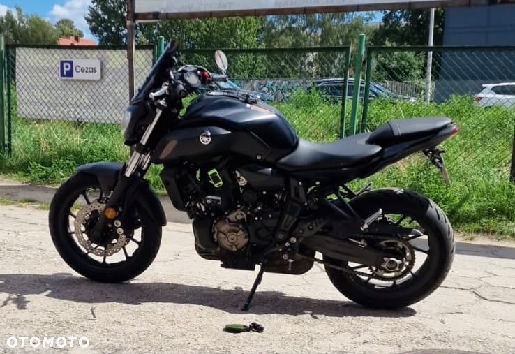 Yamaha MT - 1