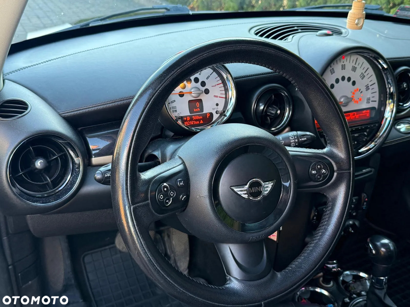 MINI Clubman - 12