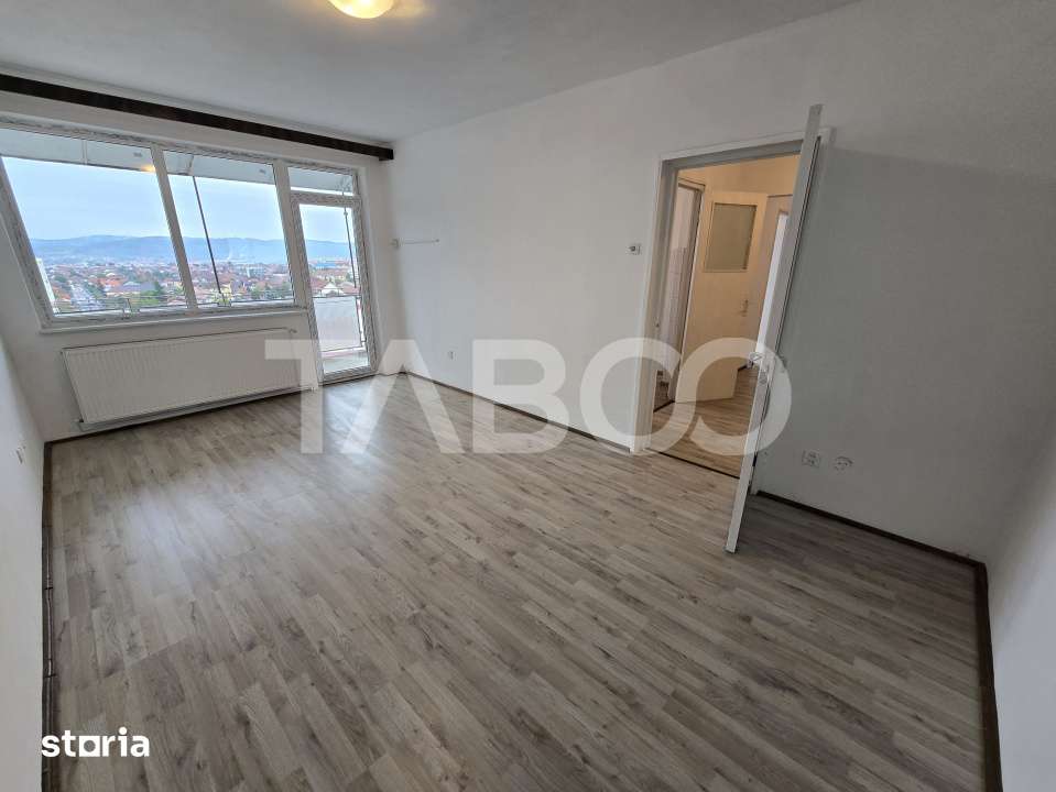 Apartament decomandat de vanzare cu 3 camere balcon zona Mihai Viteazu — fotografia 1