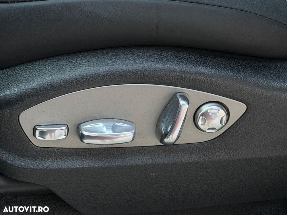 Porsche Cayenne Tiptronic S - 17