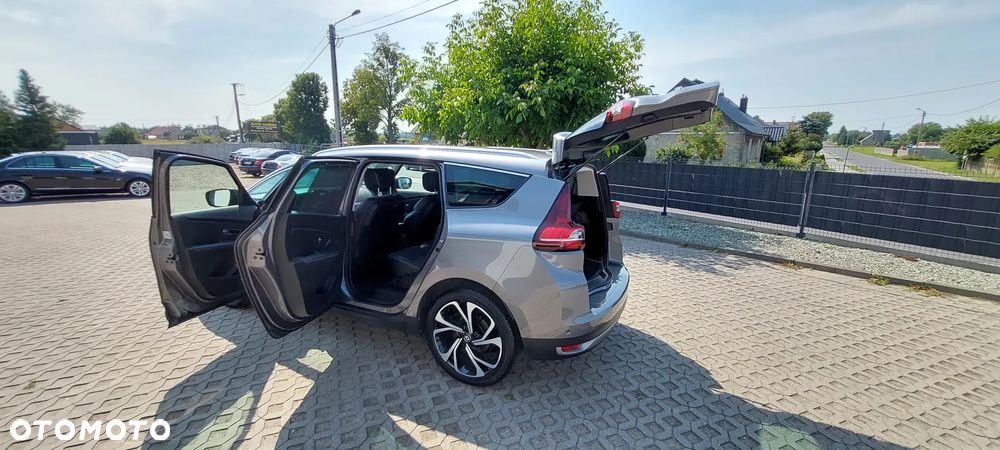 Renault Scenic - 32