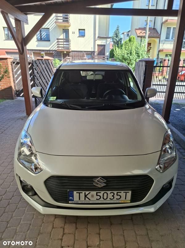 Suzuki Swift 1.2 Premium Plus - 9