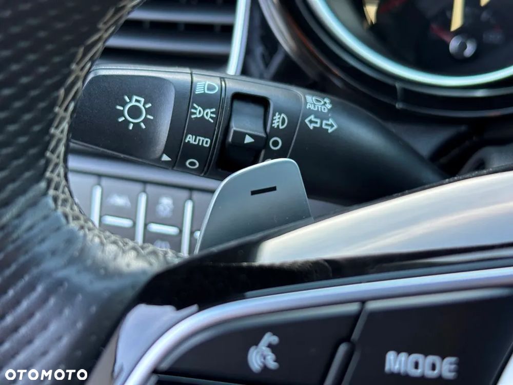 Kia ProCeed 1.5 T-GDI GT Line DCT - 14