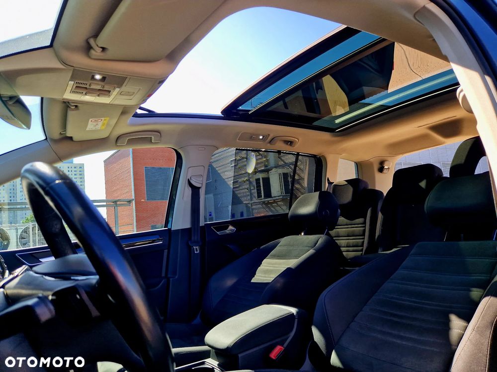 Volkswagen Touran 1.5 TSI EVO Highline DSG - 26