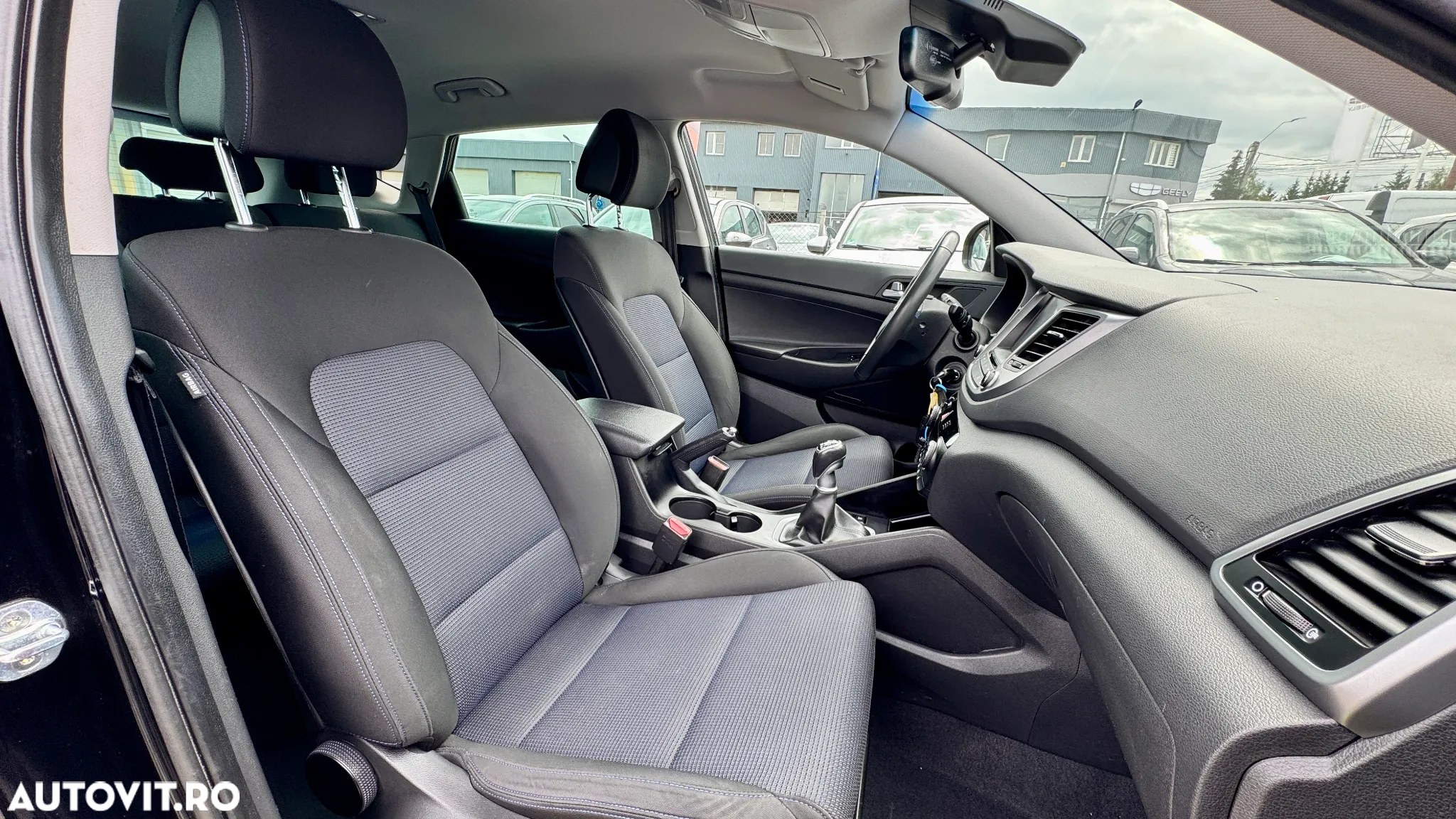 Hyundai Tucson 1.6 GDI 2WD Pure - 13