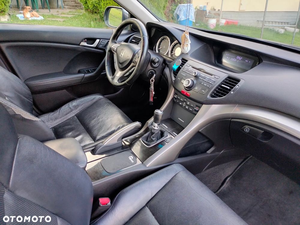 Honda Accord 2.4 Executive - 11