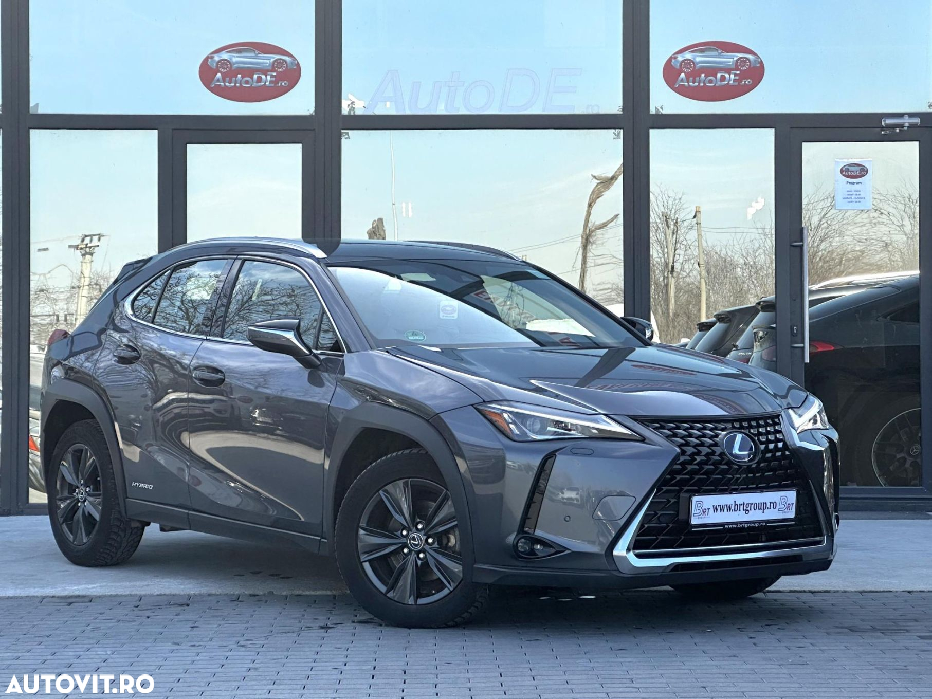 Lexus UX - 2