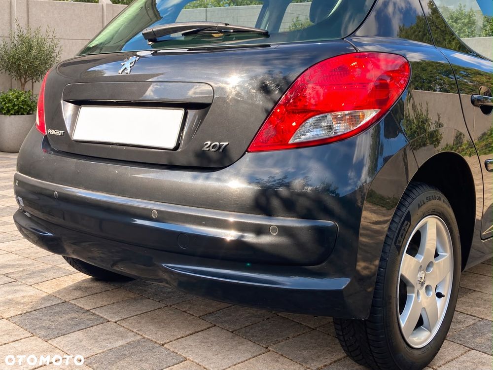 Peugeot 207 - 14
