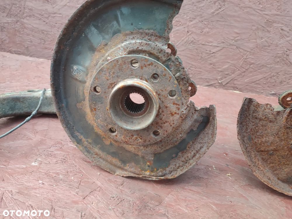 BMW E46 ORYGINALNY WAHACZ PRAWY / LEWY DO SILNIKÓW GAMY M54B30 / M57D30 / WAHACZE WZDŁUŻNE POD DUŻE TARCZE HAMULCOWĄ O NR. 33 32 6 774 779 / 33 32 1 097 035 / 33 32 6 770 805 / 33 32 6 774 780 OEM - 8