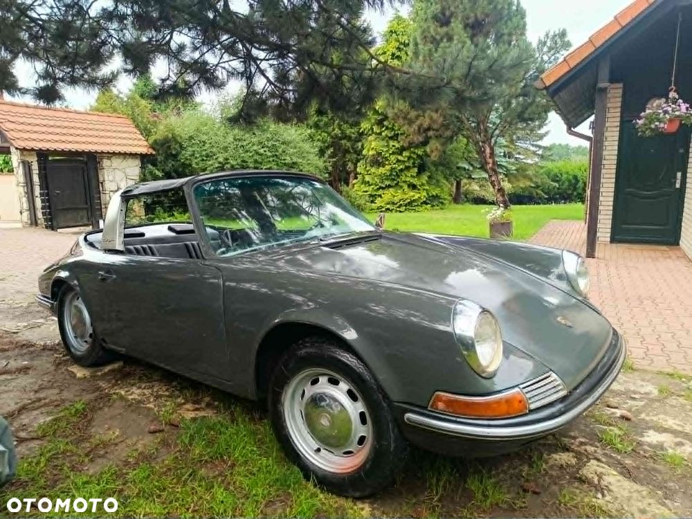 Porsche 911 - 12