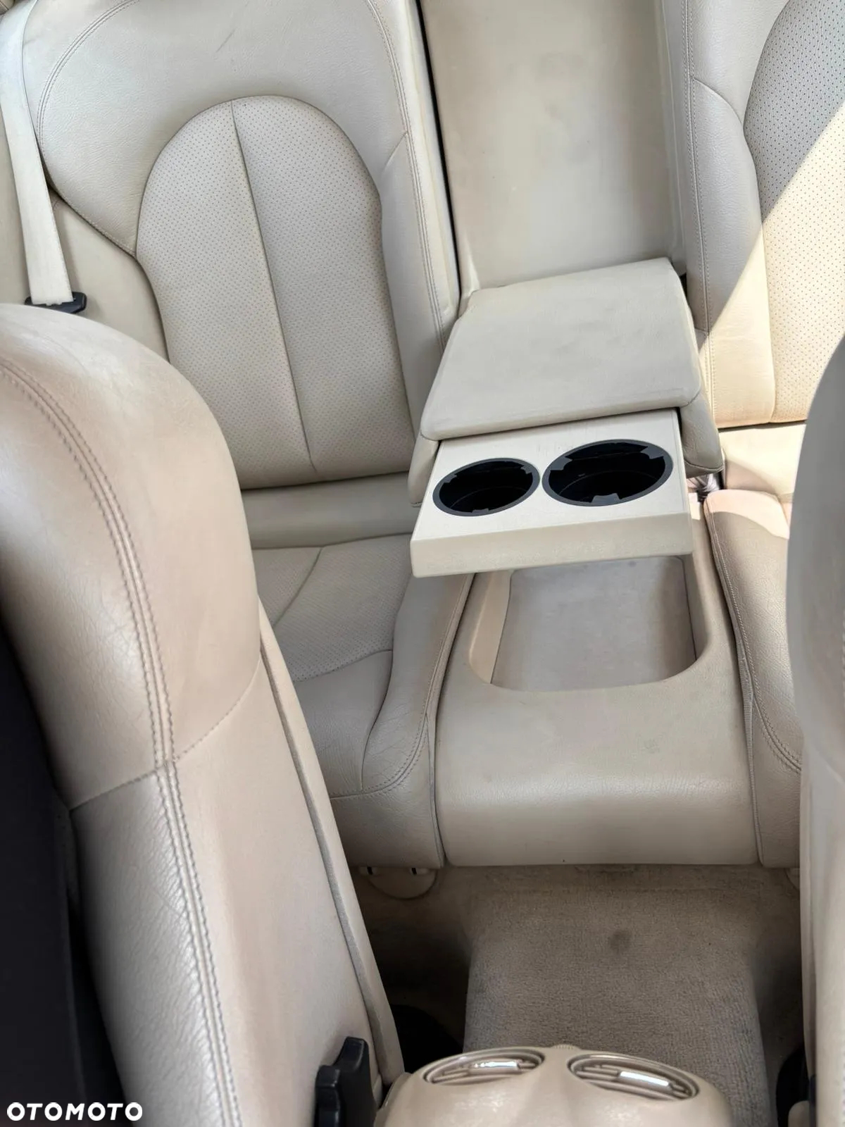 Mercedes-Benz CLK - 16