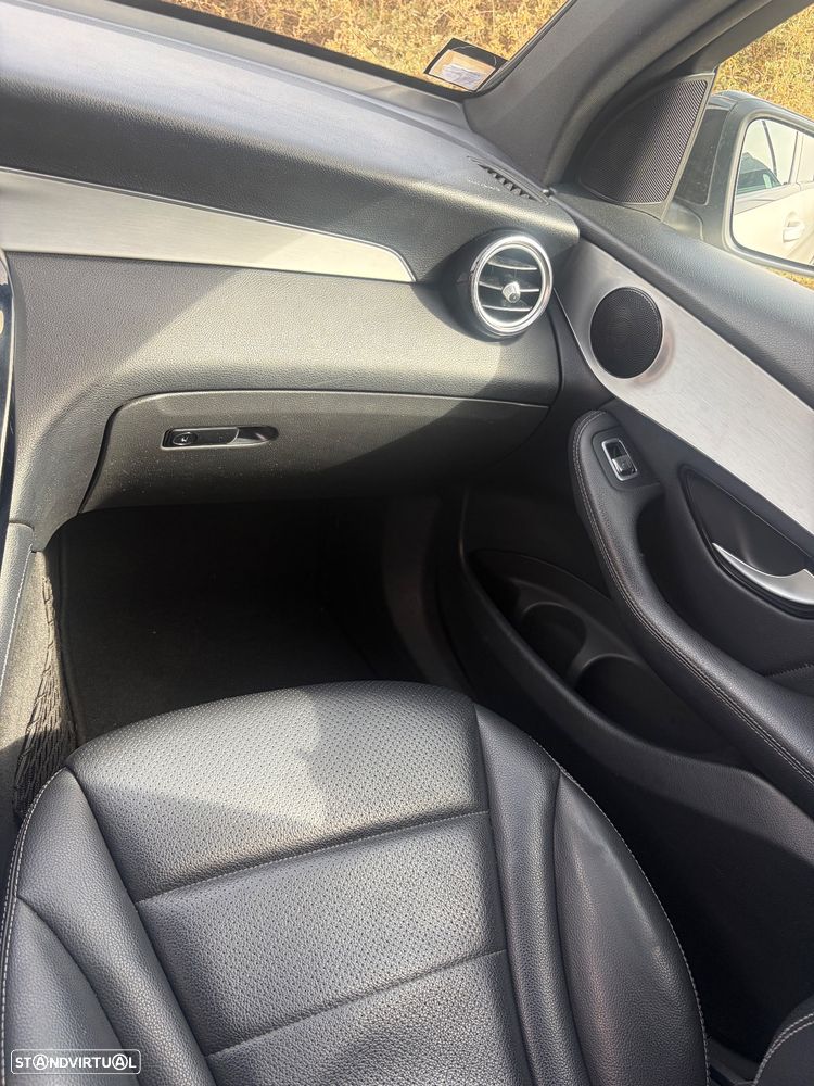 Mercedes-Benz GLC 250 d Coupé AMG Line 4-Matic - 15