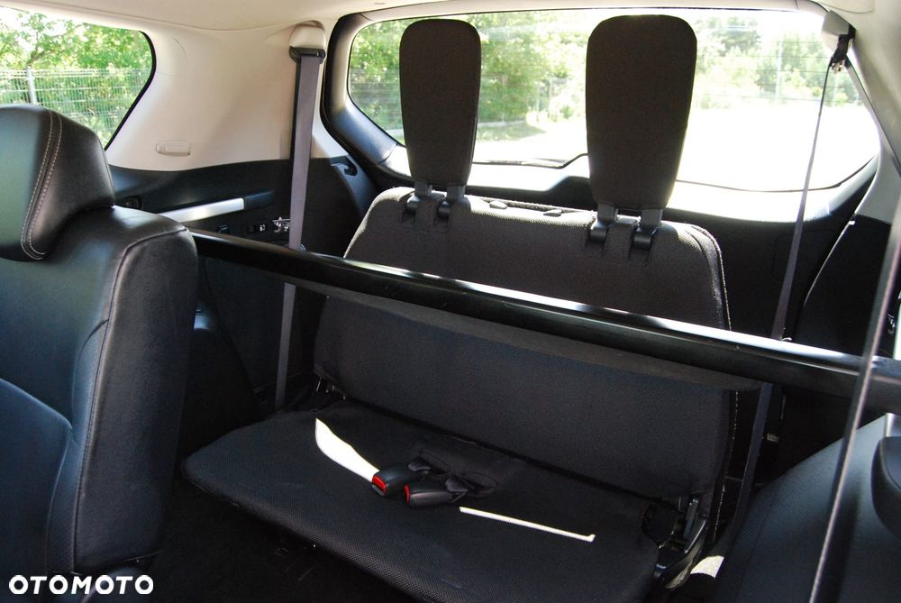 Peugeot 4007 - 27