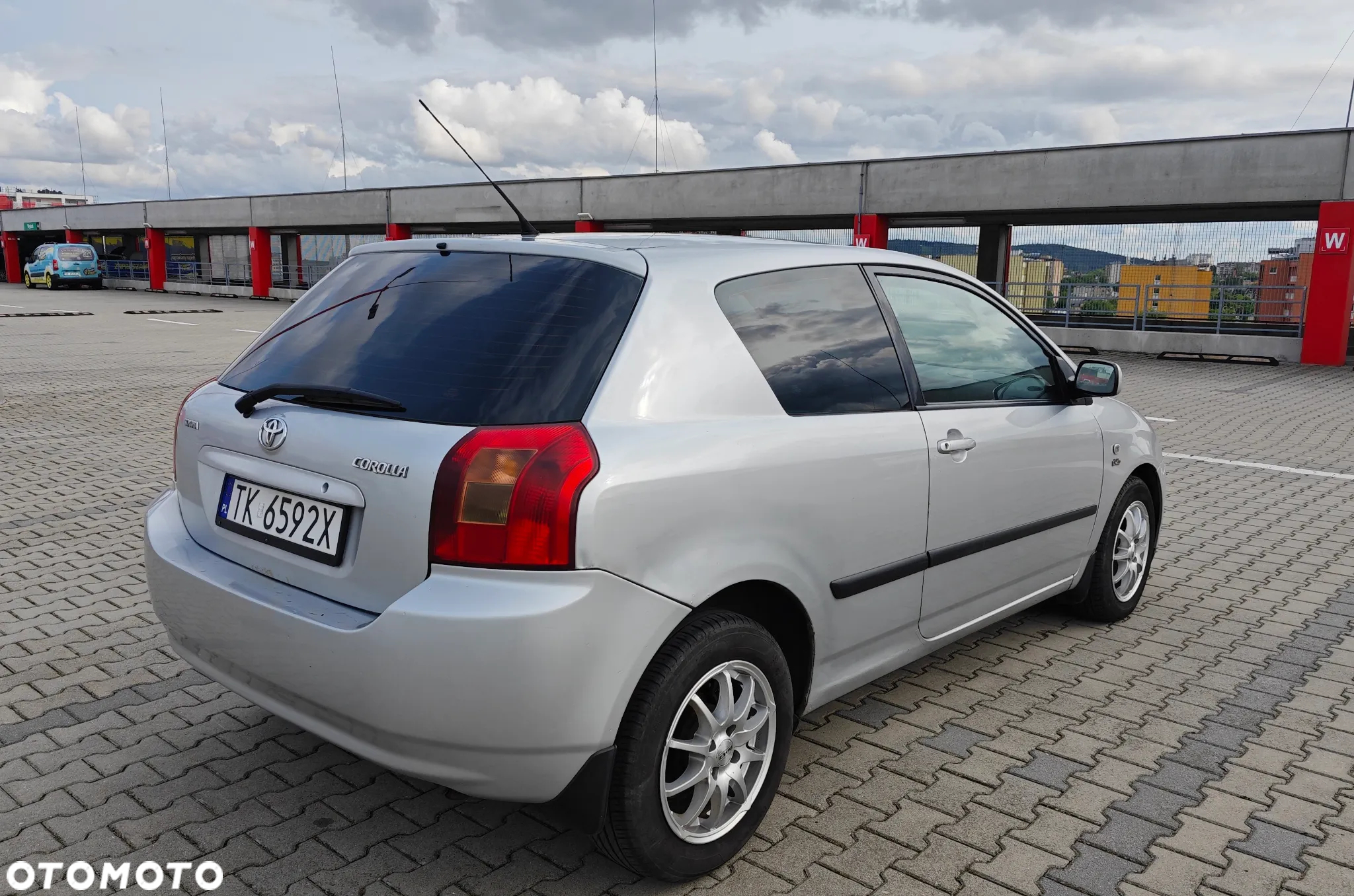 Toyota Corolla 2.0 D-4D Terra - 3