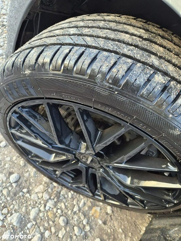 Mercedes-Benz Klasa E - 17