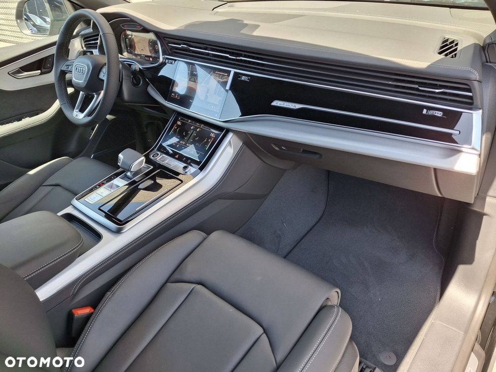 Audi Q8 - 23