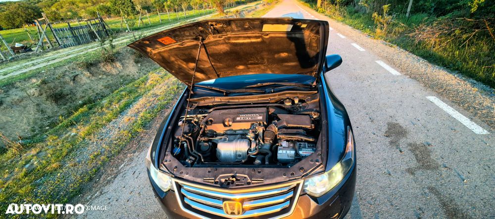 Honda Accord 2.2 i-DTEC Executive Navig - 9