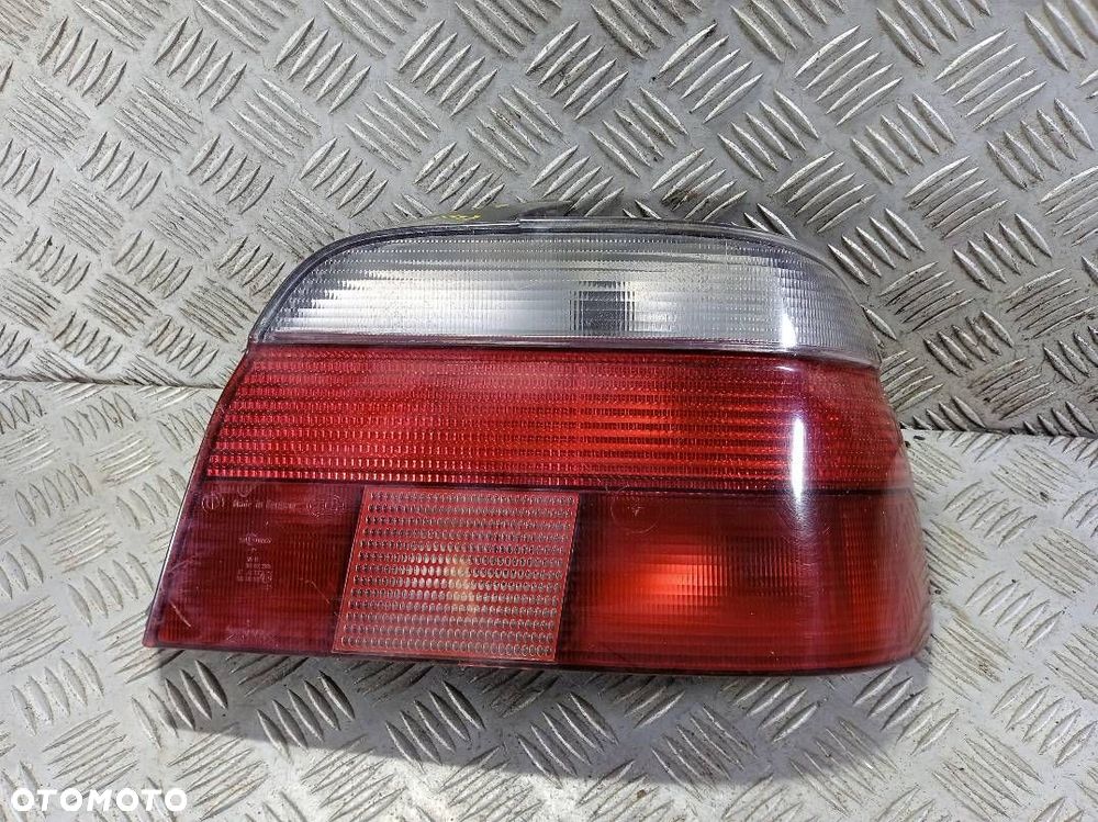 LAMPA PRAWA TYLNA BMW E39