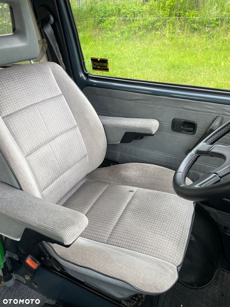 Volkswagen Transporter - 36