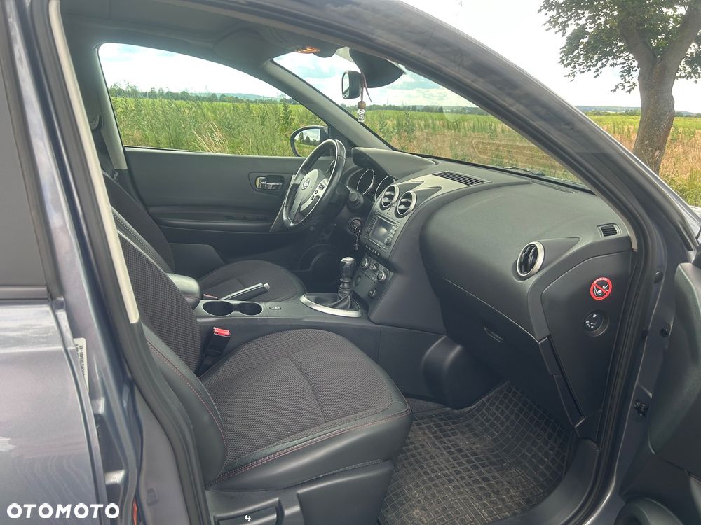 Nissan Qashqai 2.0 Tekna - 10