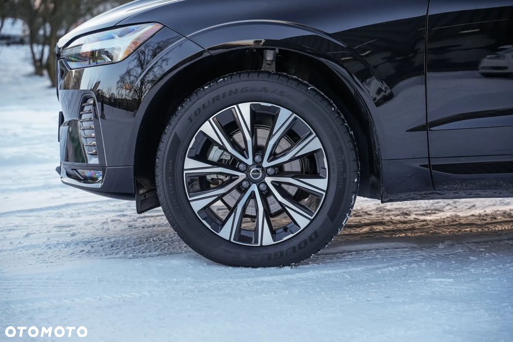 Volvo XC 60 B5 B AWD Ultimate Black Edition - 15