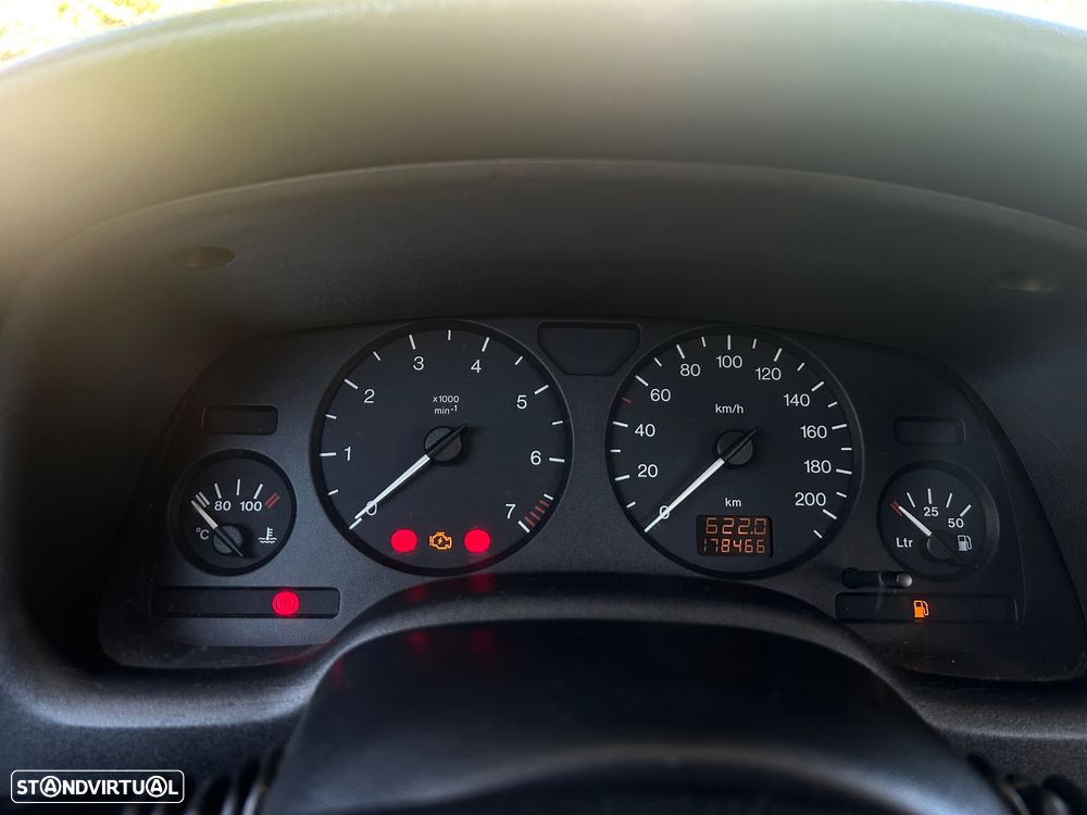 Opel Astra 1.4i 16V Sport - 3