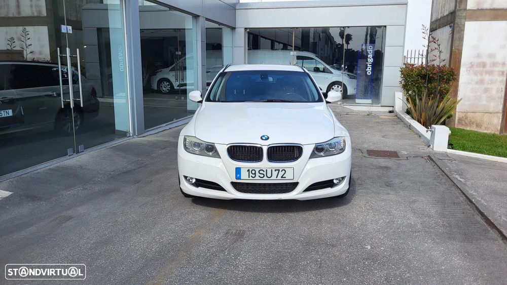 BMW 318 d Sport Line - 15