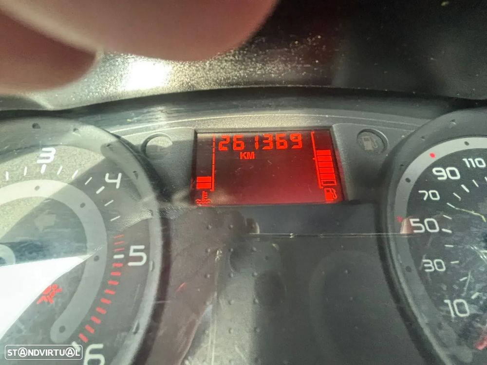 Renault Clio 1.5 dCi Pack - 9