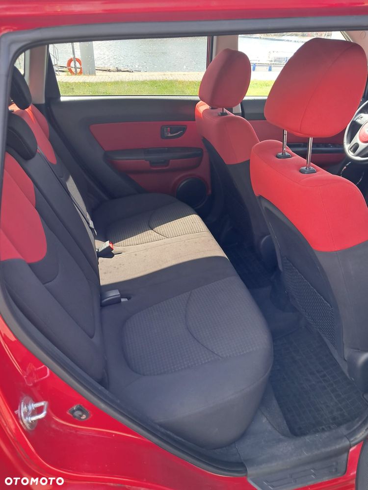 Kia Soul 1.6 L - 7