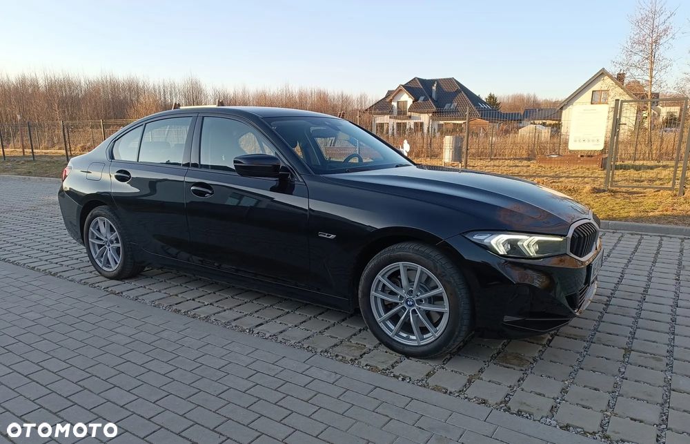 BMW Seria 3 320e Advantage - 11