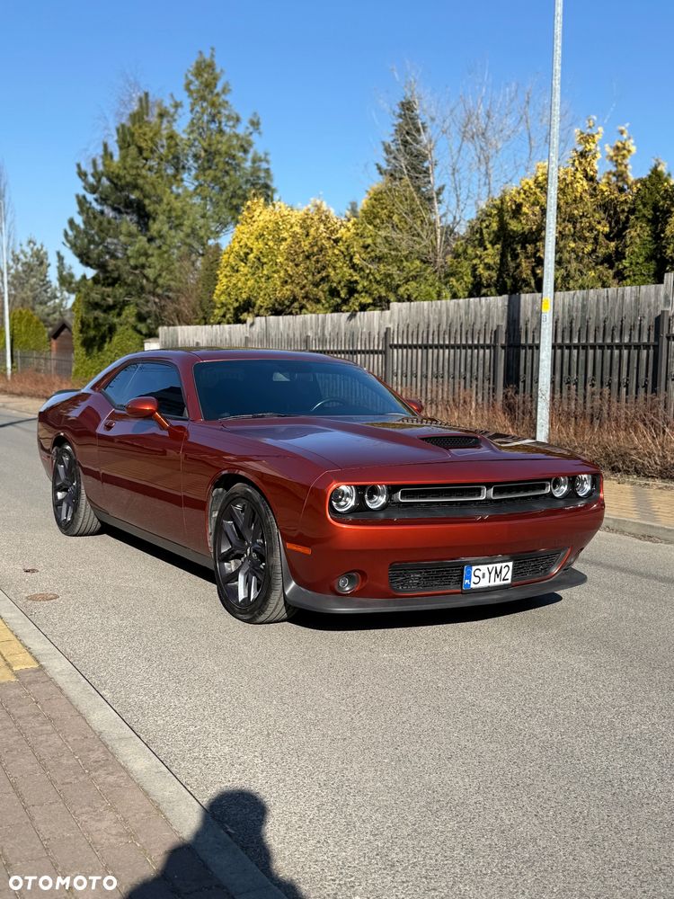 Dodge Challenger - 4